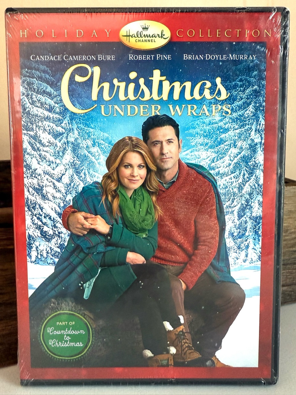 CHRISTMAS UNDER WRAPS HALLMARK HOLIDAY COLLECTION CANDACE CAMERON BURE NEW DVD